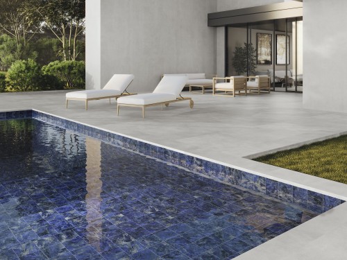 Carrelage Sol Aspect Ciment 90x90 Antidérapant R11 Glissance ABC Liège InstaHouse WORK APE Cendre sol terrasse piscine